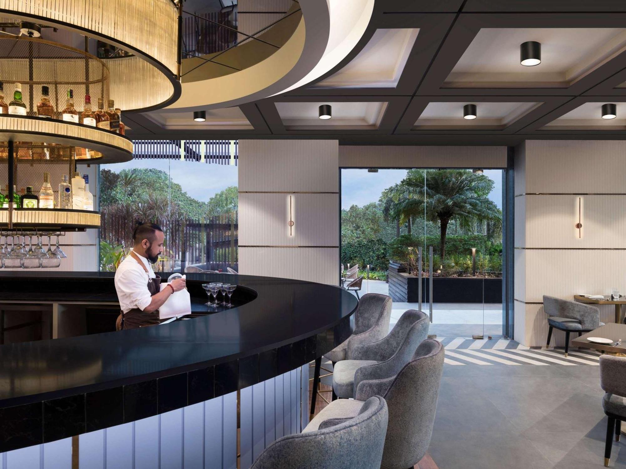 Novotel Guwahati Gs Road Luaran gambar